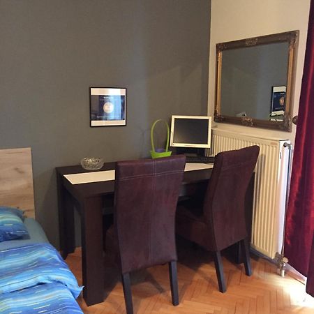 Apartment Viktor 2 Stan Na Dan Šabac المظهر الخارجي الصورة