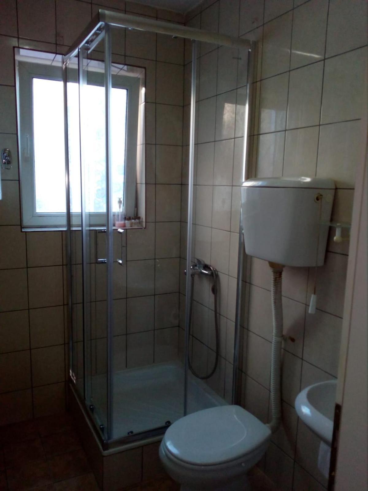 Apartment Viktor 2 Stan Na Dan Šabac المظهر الخارجي الصورة